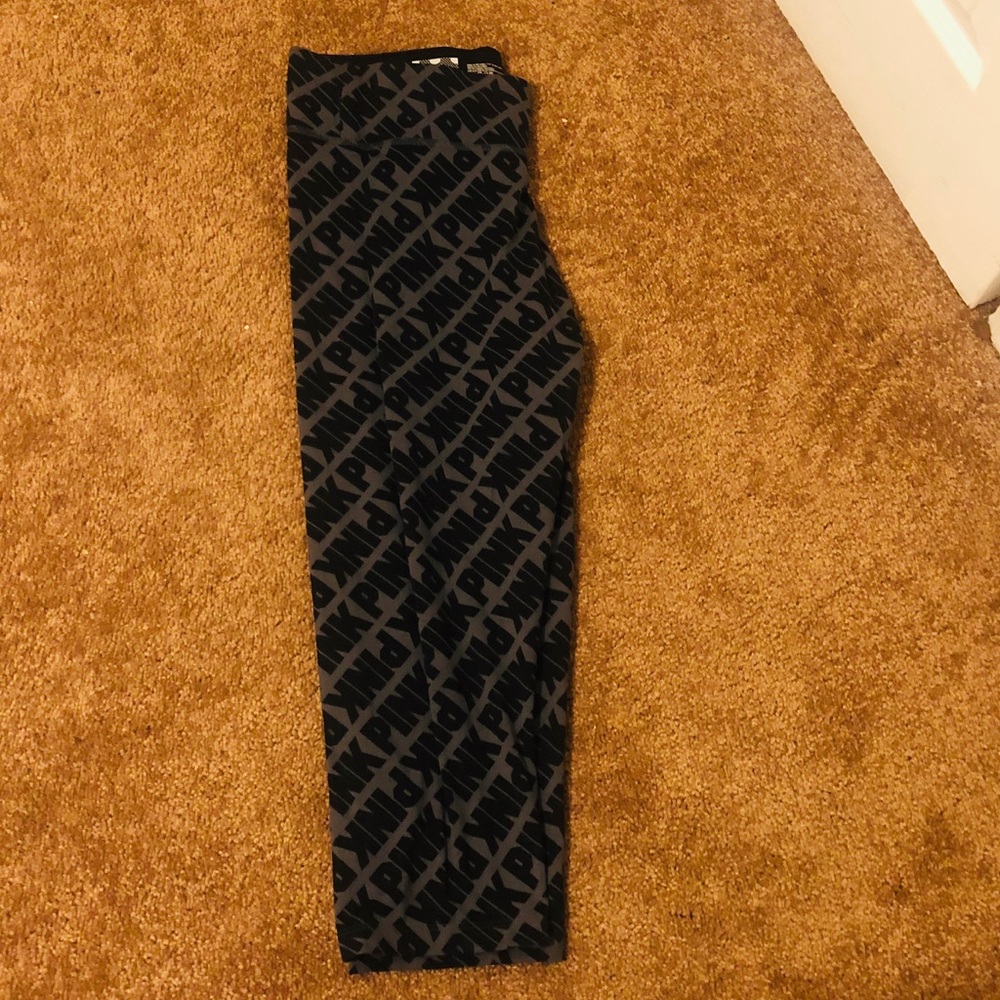 Victoria’s Secret Pink logo pants/leggings